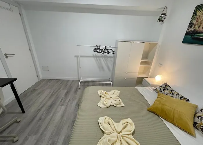 Coliving El Toro بيت ضيافة *