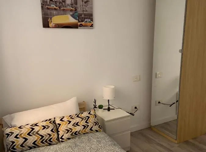 Coliving El Toro بيت ضيافة